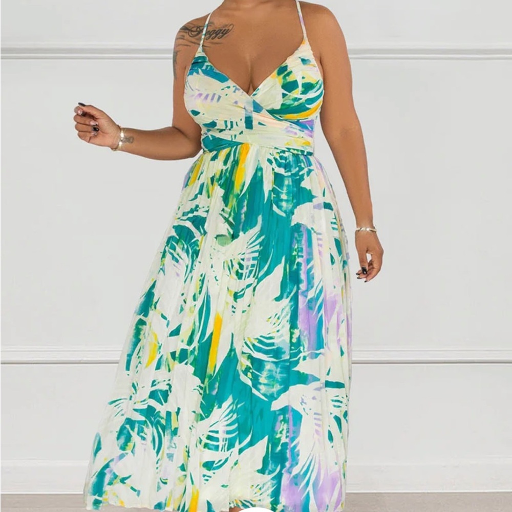 Pattern Print Halter Crossover Backless A-Line Pleated Flowy Vacation Dress (L)